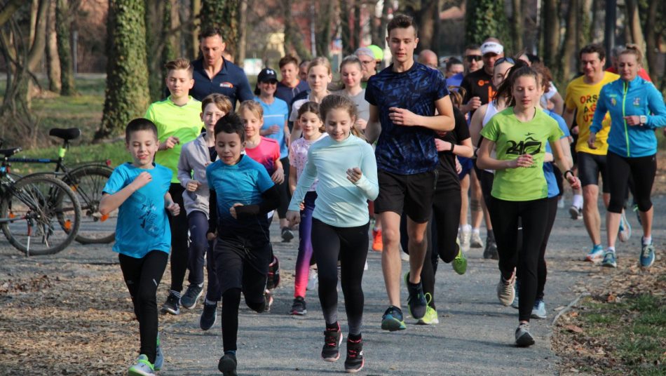 papai-atletikai-club-15. Országfutás és 'Kis Károly emlékfutás' Pápa-a