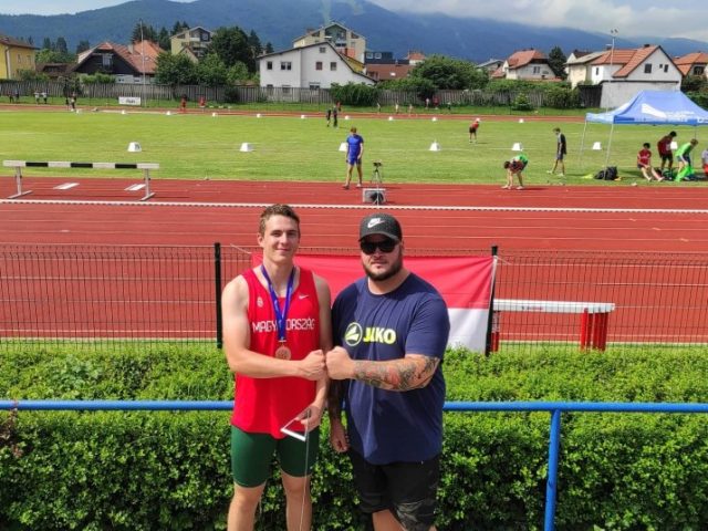https://papaiac.hu/wp-content/uploads/2022/08/Vilagbajnoksagra-keszul-a-papai-kalapacsveto-Furedi-Daniel-Varga-Patrik-Papai-Atletikai-Club-640x480.jpg