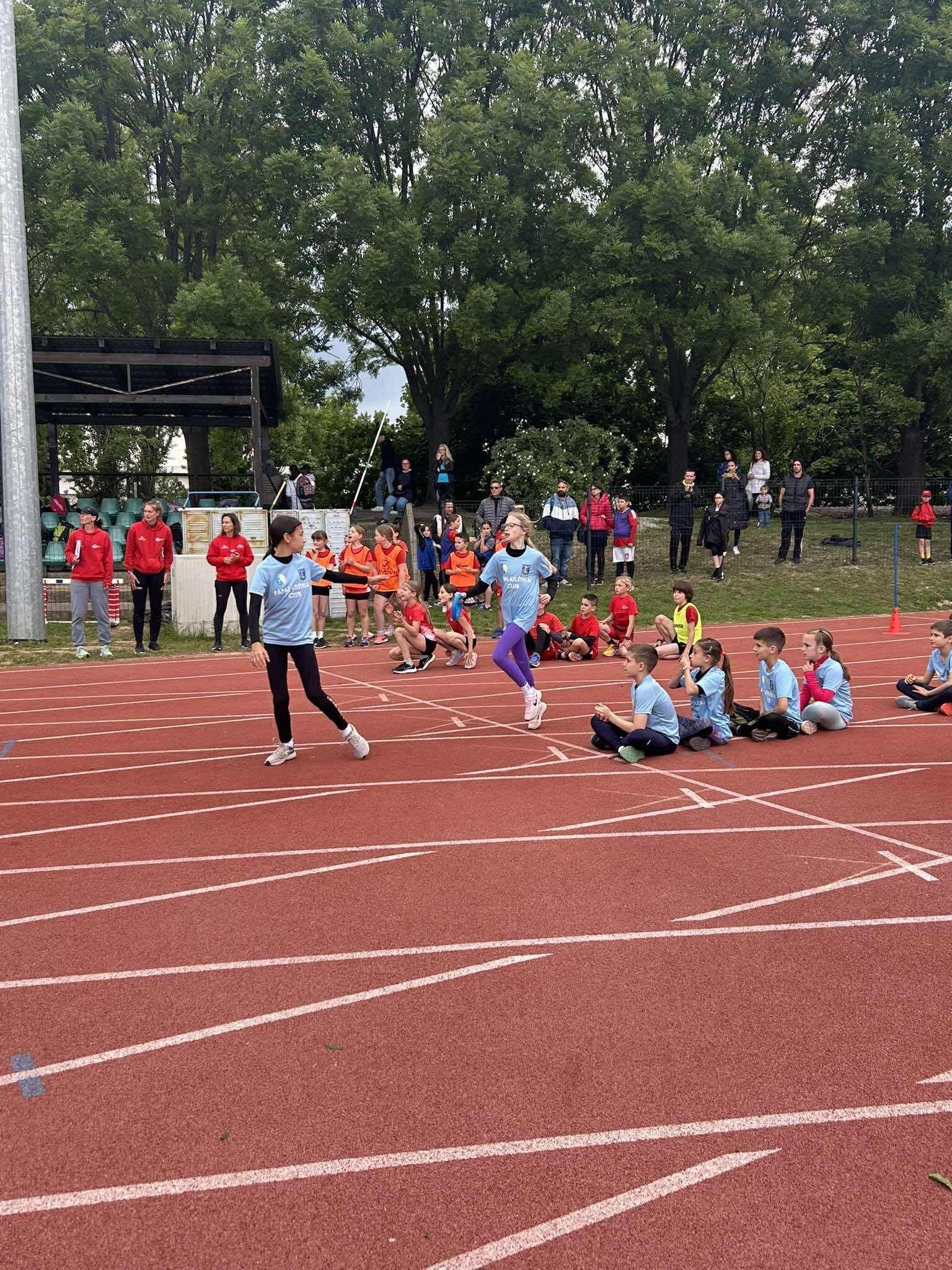 2025. 05. 17 szombat Veszprém Regionális Kölyökből Atléta Program - Pápai Atlétikai Club3 2025. 05. 17 szombat Veszprém Regionális Kölyökből Atléta Program - Pápai Atlétikai Club3