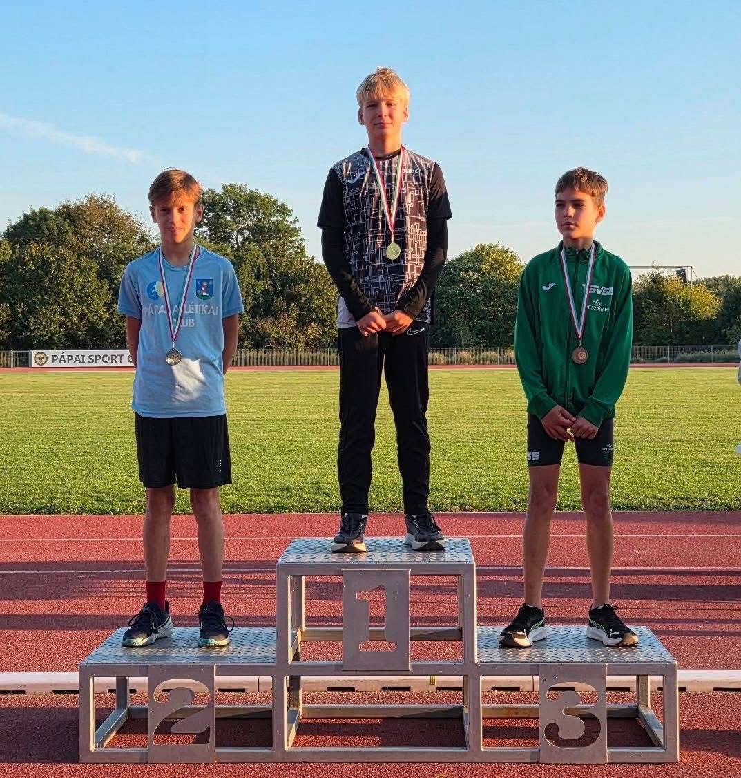 U12 egyéni regionális pályaverseny - 2025.10.03 - Pápa - Pápai Atlétikai Club-3 U12 egyéni regionális pályaverseny - 2025.10.03 - Pápa - Pápai Atlétikai Club-3