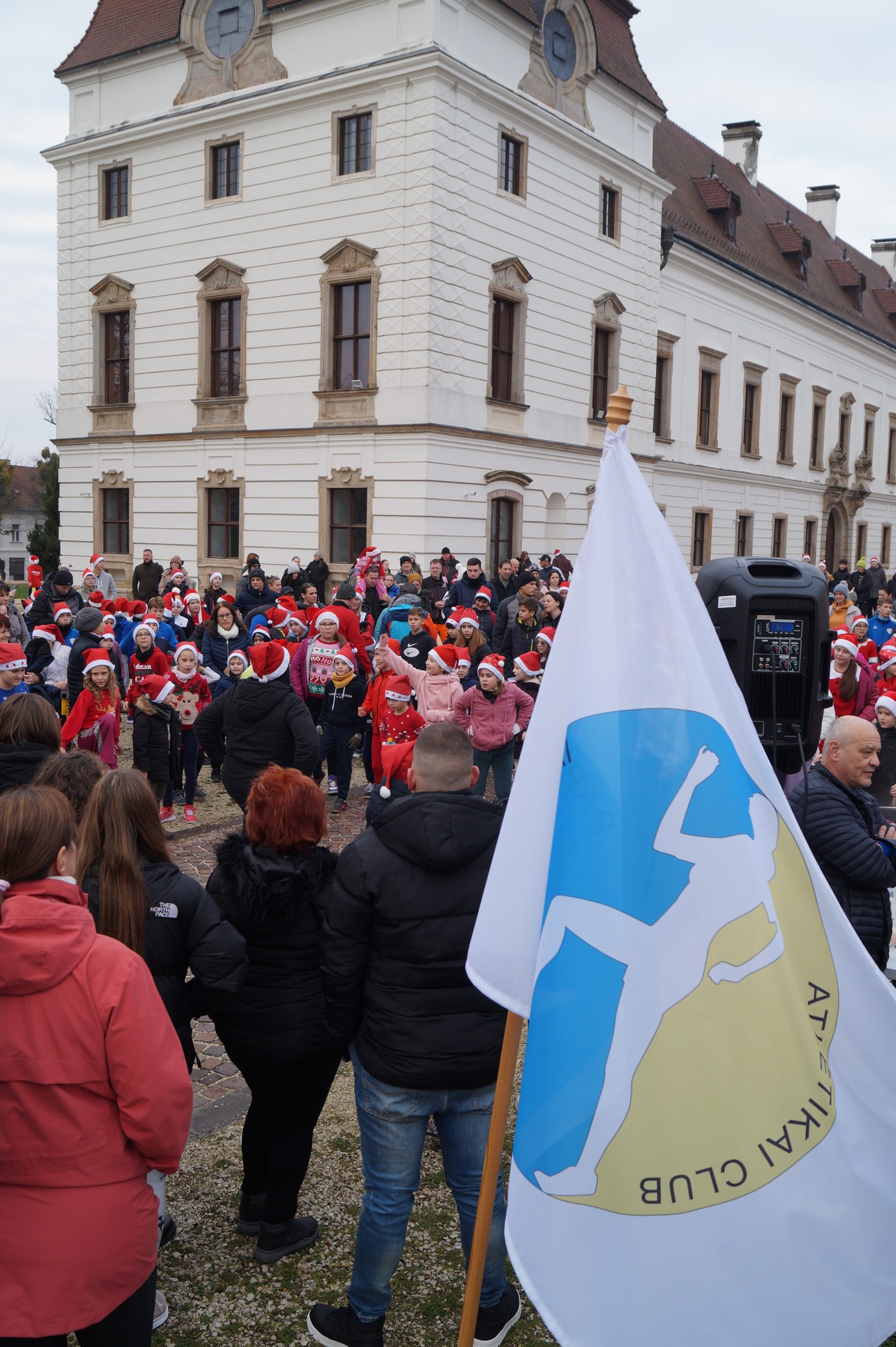 Mikulás Futás 2025 - Pápai Atlétikai Club-3