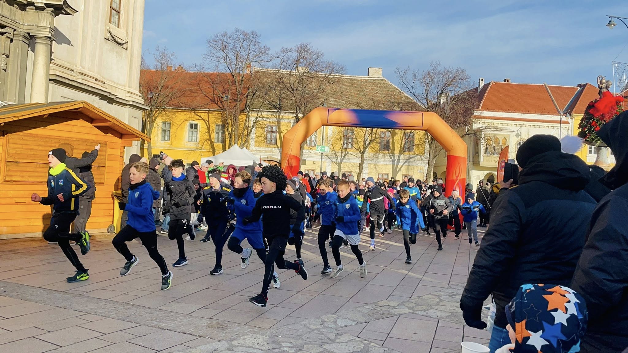 Szilveszteri futás Pápa 2025 - Pápai Atlétikai Club-1