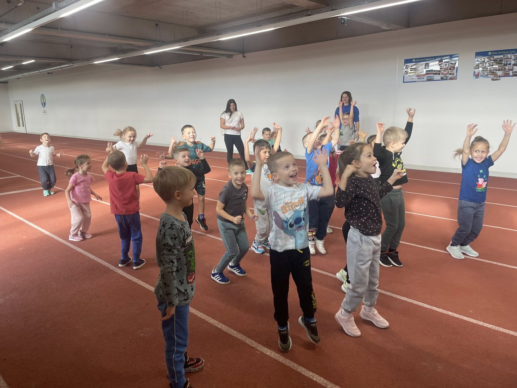 2025.10.22 Pápai SportCentrum - Kölyökből Atléta Program - Pápai Városi Óvodák Fáy András Lakótelepi Tagóvodája - Pápai Atlétikai Club-1 2025.10.22 Pápai SportCentrum - Kölyökből Atléta Program - Pápai Városi Óvodák Fáy András Lakótelepi Tagóvodája - Pápai Atlétikai Club-1
